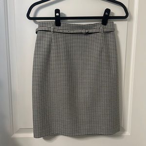 Houndstooth Pencil Skirt